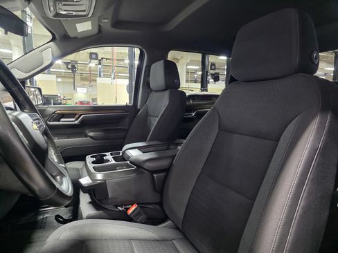 Used 2023 Chevrolet Silverado 1500 LT w/ Protection Package RWD image 22