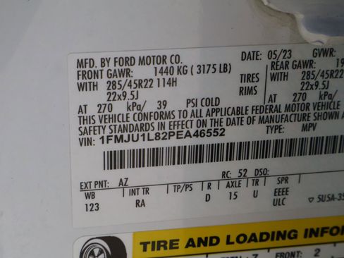 Used 2023 Ford Expedition Platinum image 27