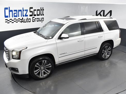 Used 2019 GMC Yukon Denali w/ Denali Ultimate Package AWD/4WD image 10