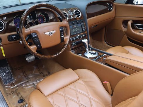 Used 2010 Bentley Continental GT Speed w/ Convenience Specification Pkg image 17
