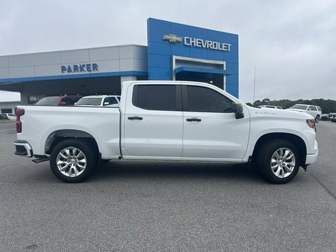 Used 2024 Chevrolet Silverado 1500 Custom RWD image 5