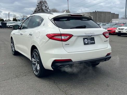 Used 2019 Maserati Levante S GranSport image 7