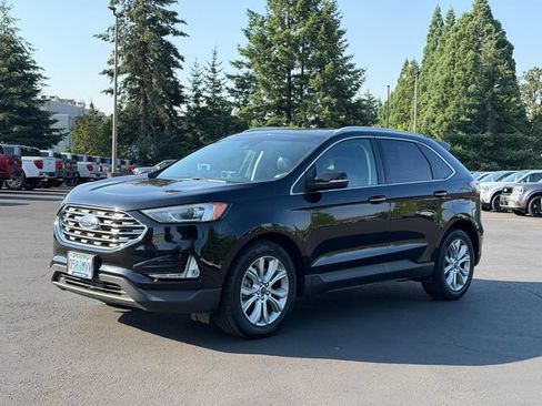 Used 2019 Ford Edge Titanium AWD/4WD image 8