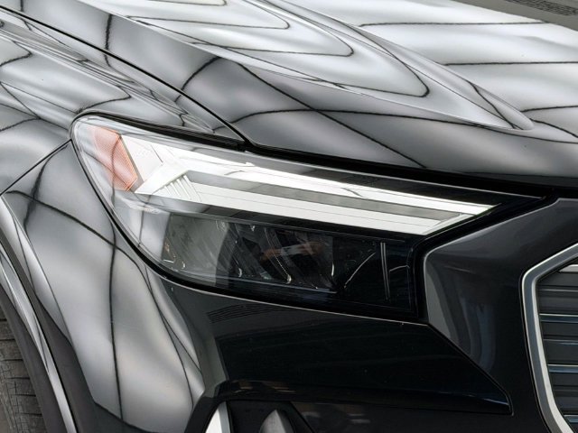 Certified 2023 Audi Q4 e-tron Premium Plus w/ Premium Plus AWD/4WD image 9