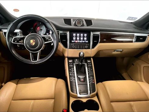 Used 2018 Porsche Macan S image 15