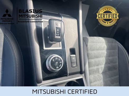 Used 2024 Mitsubishi Outlander SE AWD/4WD image 27