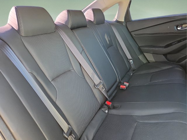 Used 2024 Honda Accord Touring image 14