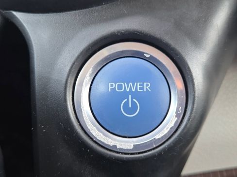 Used 2024 Toyota Sienna LE FWD image 35