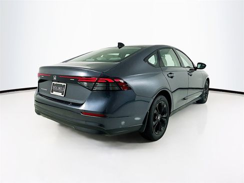New 2025 Honda Accord SE image 5