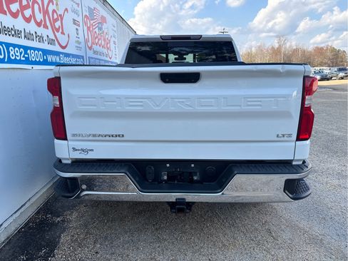 Used 2021 Chevrolet Silverado 1500 LTZ w/ LTZ Premium Package AWD/4WD image 4