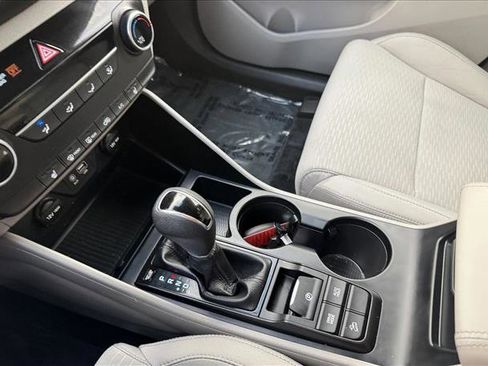 Used 2020 Hyundai Tucson Value image 16