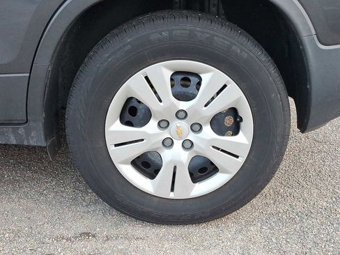 Used 2016 Chevrolet Trax LS image 5