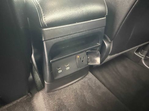 Used 2019 Ford Ranger Lariat w/ Equipment Group 501A Mid image 19