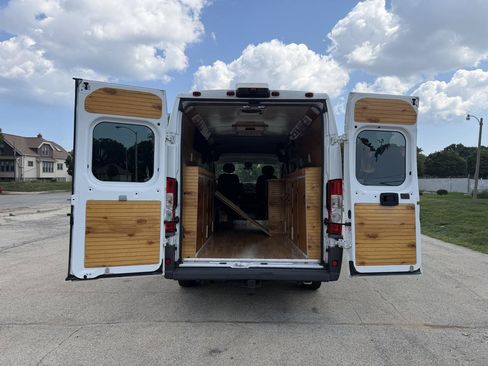Used 2015 RAM ProMaster 3500 w/ Mopar Trailer Tow Group FWD image 8