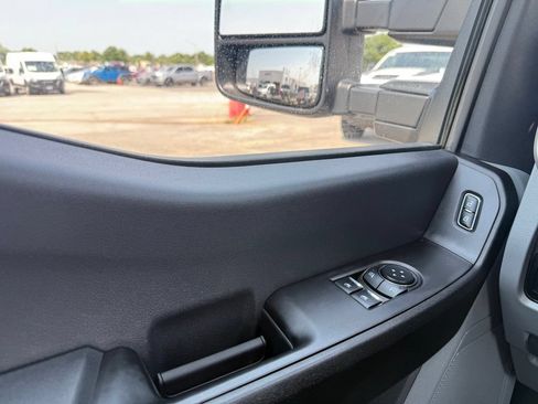 Used 2024 Ford F250 XL w/ XL Chrome Package AWD/4WD image 12