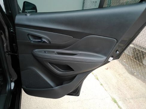 Used 2021 Buick Encore Preferred FWD image 20