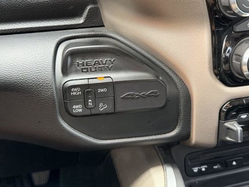 Used 2019 RAM 2500 Laramie AWD/4WD image 25