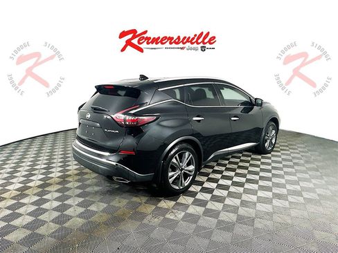 Used 2019 Nissan Murano Platinum image 8