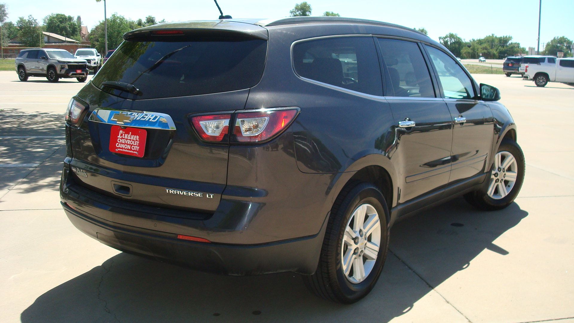 Used 2014 Chevrolet Traverse LT AWD/4WD image 4