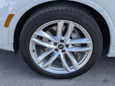 Used 2018 Audi Q7 3.0T Prestige w/ Prestige Package image 27