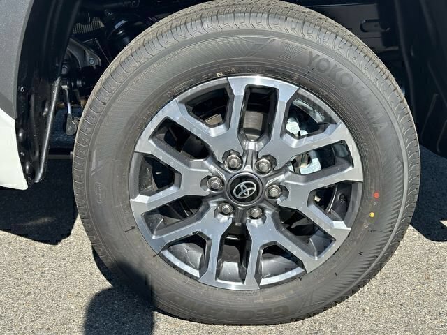 New 2026 Toyota Tundra 1794 Edition AWD/4WD image 33