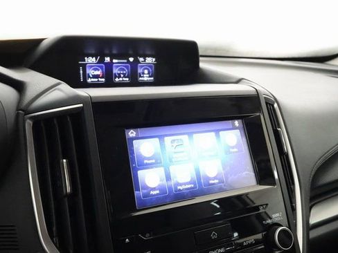 Used 2022 Subaru Forester Premium image 11