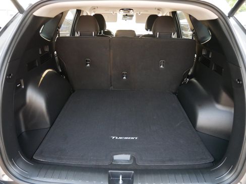 Used 2023 Hyundai Tucson SEL w/ Cargo Package FWD image 16