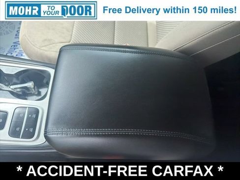 Used 2022 Ford Explorer XLT RWD image 23