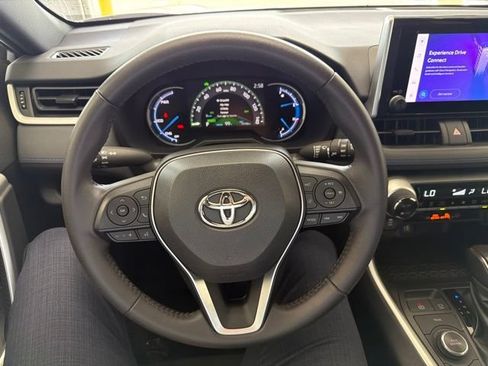 Certified 2023 Toyota RAV4 SE AWD/4WD image 16