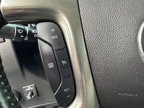 Used 2019 Chevrolet Express 3500 w/ Driver Convenience Package RWD image 12