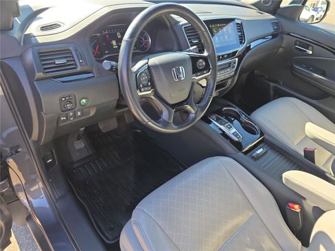 Used 2020 Honda Passport Touring image 12