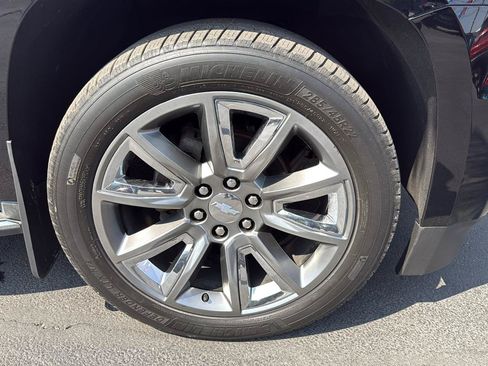 Used 2016 Chevrolet Suburban LTZ AWD/4WD image 35