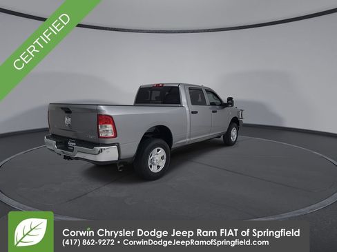 Used 2024 RAM 2500 Tradesman w/ Chrome Appearance Group AWD/4WD image 14