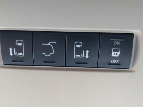 Used 2011 Dodge Grand Caravan Mainstreet w/ PWR Convenience Group image 27