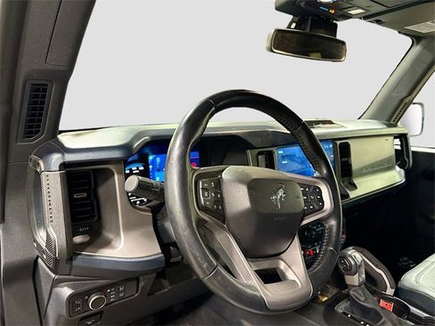 Used 2023 Ford Bronco Outer Banks image 11