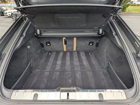 Used 2022 Porsche Panamera 4S Executive image 27