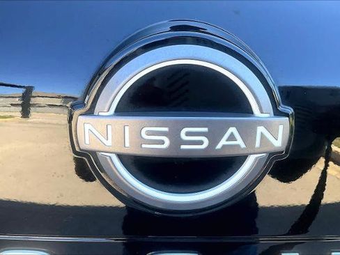 Certified 2023 Nissan Rogue SV image 30