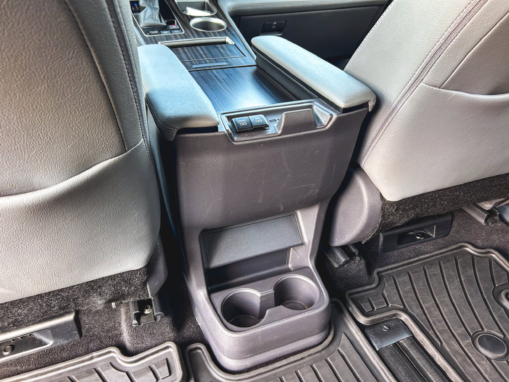 Certified 2021 Toyota Sienna Limited AWD/4WD image 14