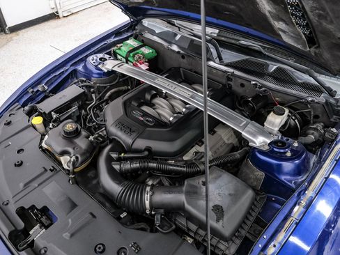 Used 2013 Ford Mustang GT Premium w/ Brembo Brake Pkg image 49