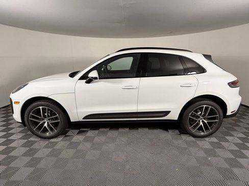 New 2025 Porsche Macan Turbo image 2