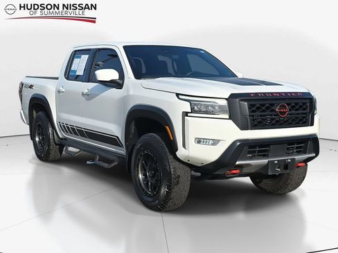 Used 2022 Nissan Frontier PRO-4X w/ Technology Package image 1