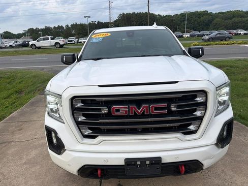 Used 2019 GMC Sierra 1500 AT4 w/ Technology Package AWD/4WD image 6
