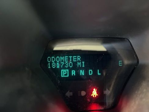 Used 2014 Chevrolet Traverse LT image 12