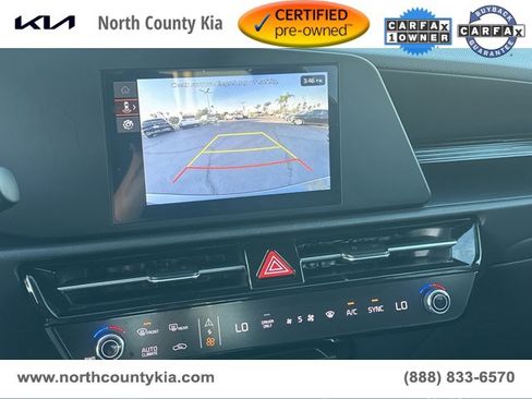 Certified 2025 Kia Niro LX image 9