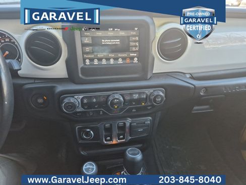 Used 2021 Jeep Wrangler Sport image 5