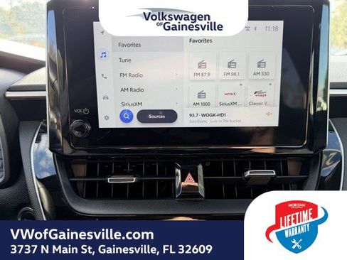 Used 2023 Toyota Corolla SE w/ SE Premium Package image 26