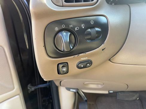 Used 2000 Ford Expedition Eddie Bauer image 18