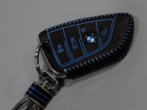 Used 2021 BMW M4 Competition w/ M Carbon Exterior Package image 56