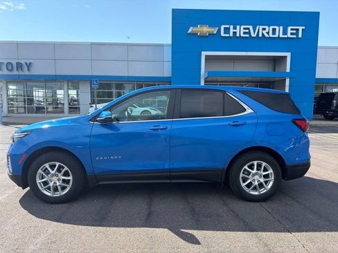 Used 2024 Chevrolet Equinox LT AWD/4WD image 11