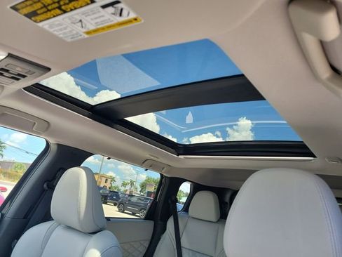 New 2025 Mitsubishi Outlander SEL image 15